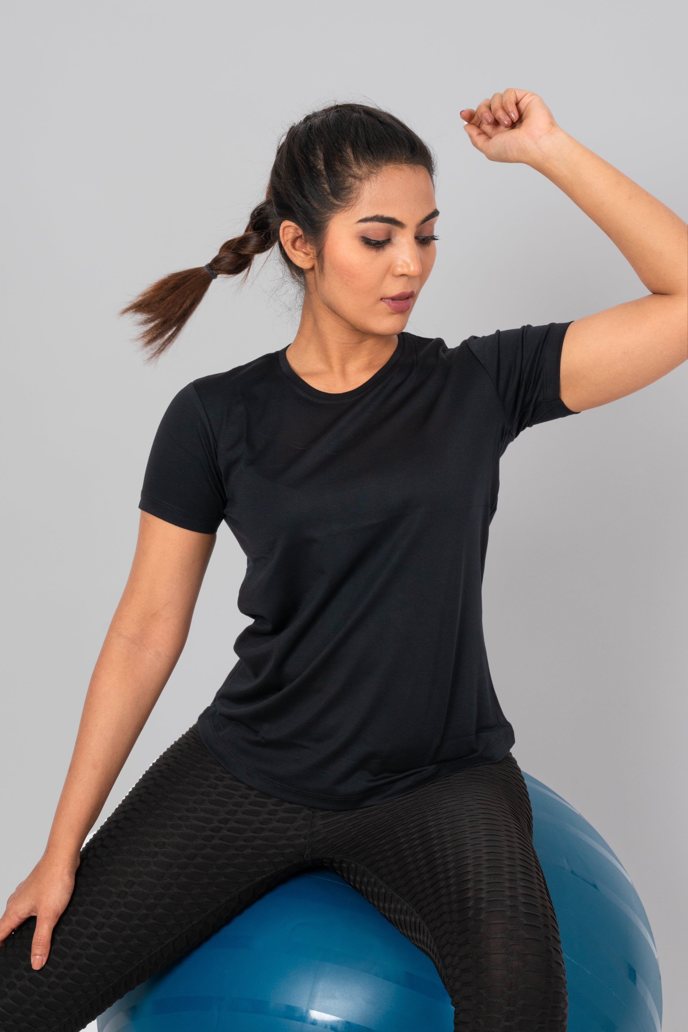 TheFitFusion Half Sleeve Top - Black