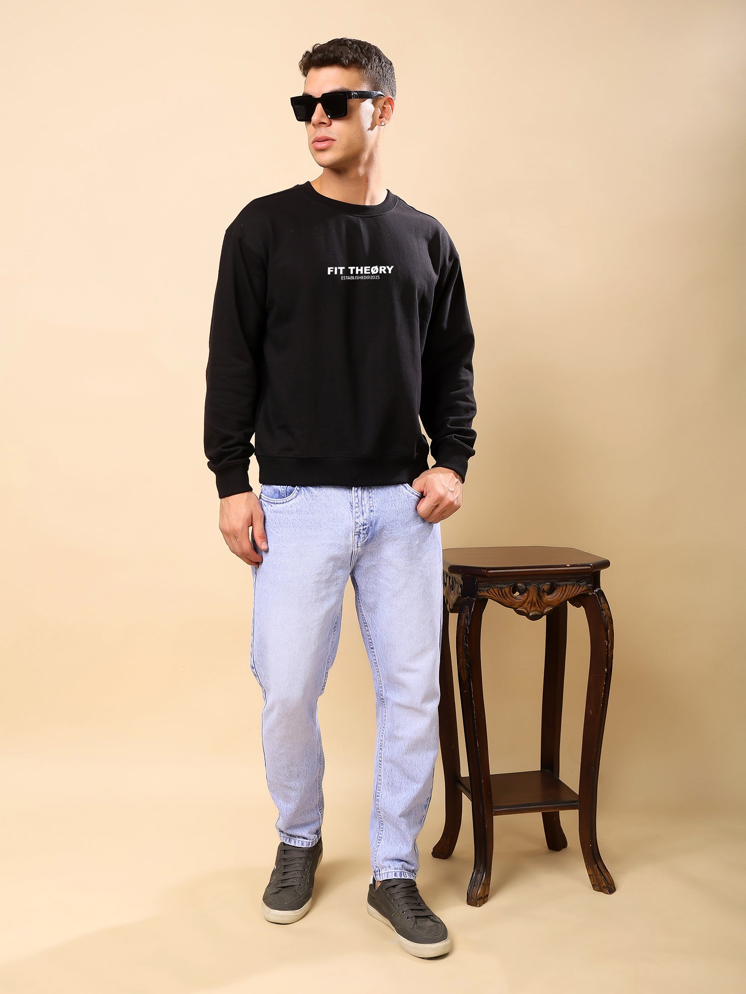 Men Relaxed Fit Sweatshirt-Fit Theory